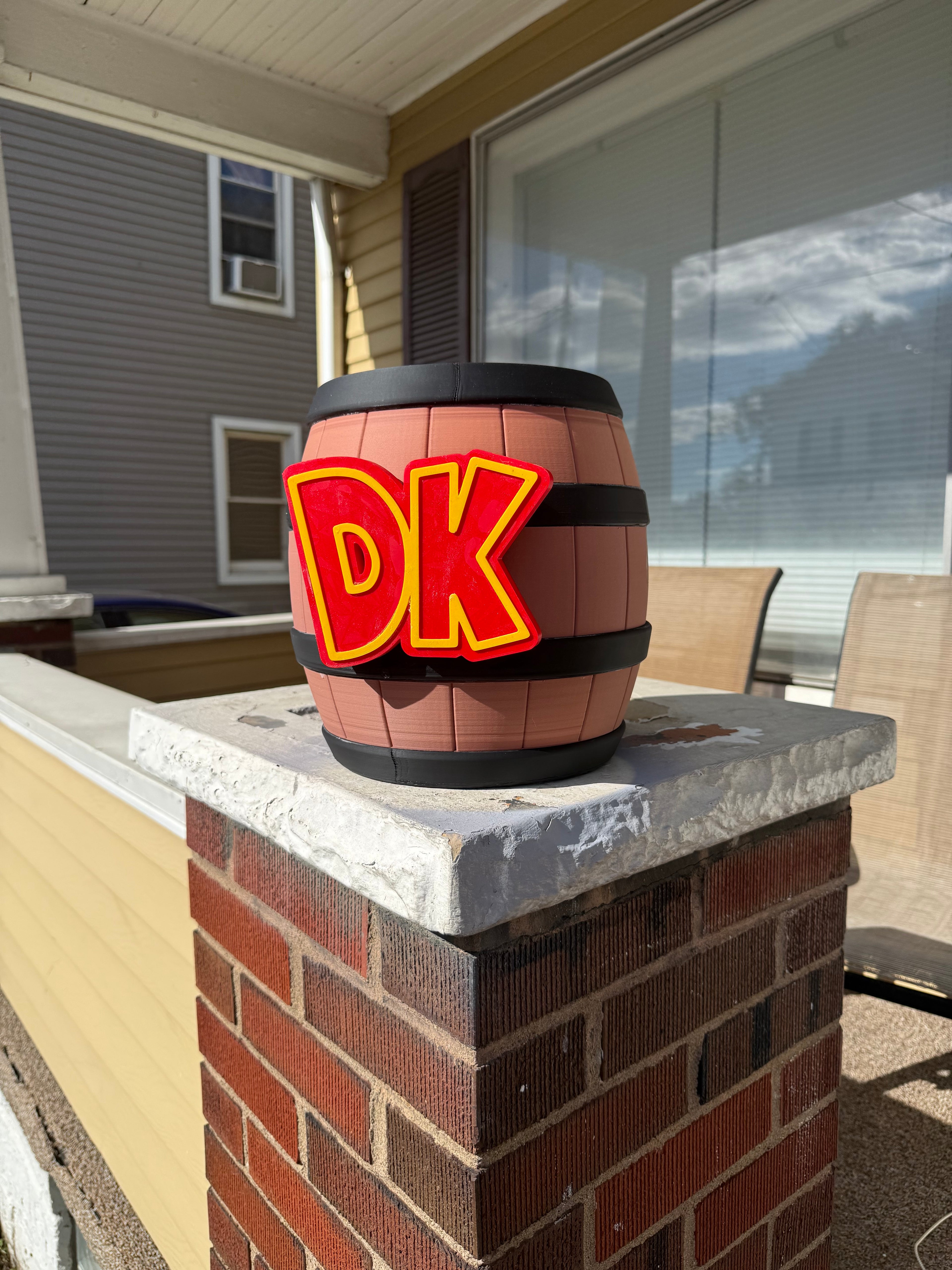 Retro Barrel Container